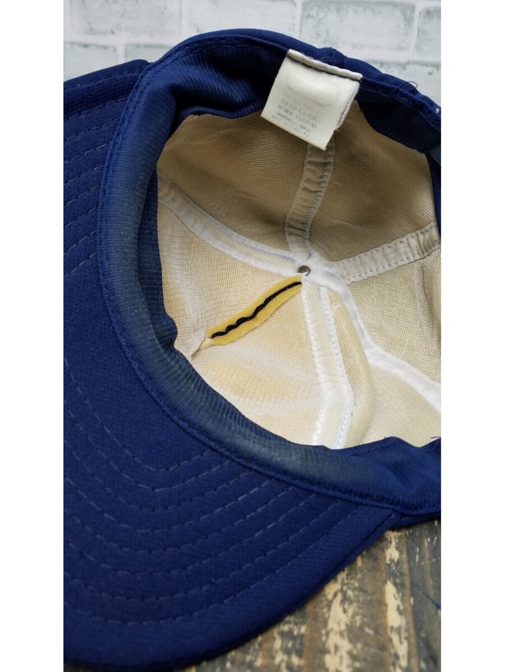 Vintage - BARN INC. Logo Patch BLUE Wear Guard Work Clothes Farm Truck Hat Cap - Picture 6 of 9
